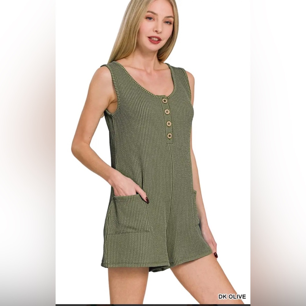 Zenana Outfitters Olive Sleeveless Romper